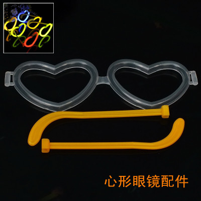 Fluorescent love glasses plastic accessories wholesale and 5 x200 Fluorescent stick collocation.