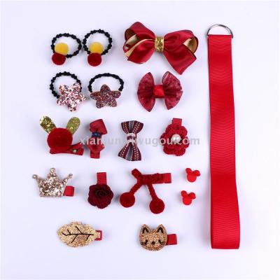 Children's hair accessory kit girl jewelry box girl cute hairpin clip combination.
