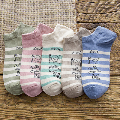 New product all-cotton socks women's hosiery casual socks horizontal clause fashion classic comfort factory wholesale.