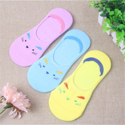 Socks wholesale summer new women's socks with a breathable smiley face, socks and socks wholesale.