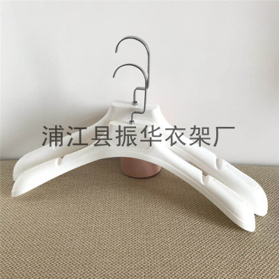 Zhenhua plastic coat hanger extra thick anti - slip crack male clothes rack 1661 white factory direct sales.