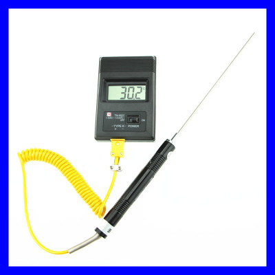 The high precision of the industrial digital thermometer for k-type thermocouple tape probe.