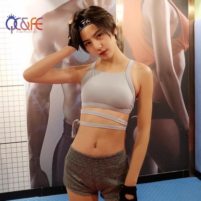 The new fashion sports bra is a sports bra for women running and fitness.
