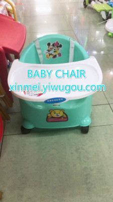 Xinmei environment-friendly plastic children's chair chair with wheels on wheels.