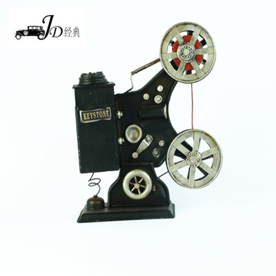 Factory direct sales of old vintage iron art projector model home soft decoration creative gifts decoration.