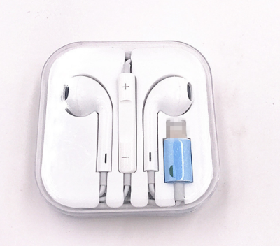 Universal heavy bass ear headphones are available for apple I7/I8 earplugs.