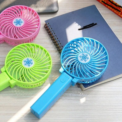 USB Mini Handheld Small Fan Student Portable Small Fan Snowflake Mute Fan