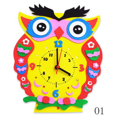 O cartoon clock children DIY adhesive cartoon production can install battery toy clock.