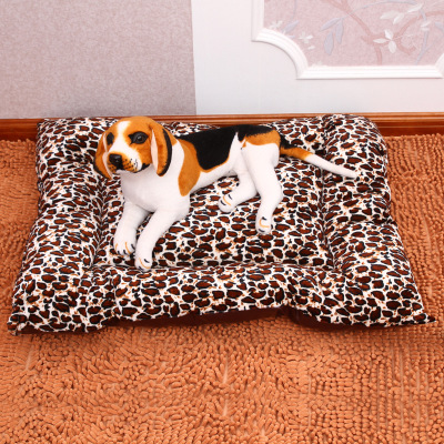 Pet nest cat nest VIP teddy golden hair large and small dog bed qiu dong - leopard print imitation leather cushion.