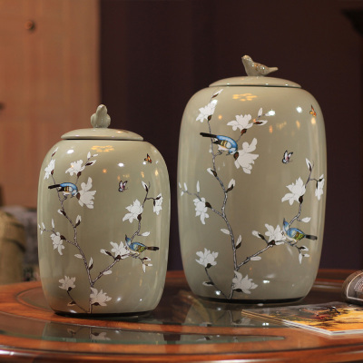 Handicraft pearl ceramic storage tank round pot container can be used for decoration of antique can.