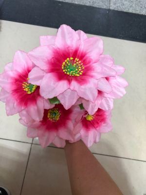 Manufacturers direct cheap plastic flower simulation flower 7 head evergreen