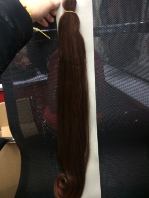 Five clips of fake wavy hair with no trace of hair, high temperature silk 180 degree chemical fiber.