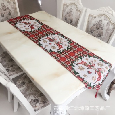 Power factory supplies cartoon Christmas wreath table banner amazon cross-border popular table towel Christmas decoration table mat.