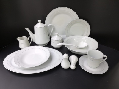 Ceramic high temperature ceramic 50 round plate cup plate and plate.