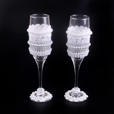 Western-style wedding champagne cup pure handmade pearl lace wedding goblet suit.