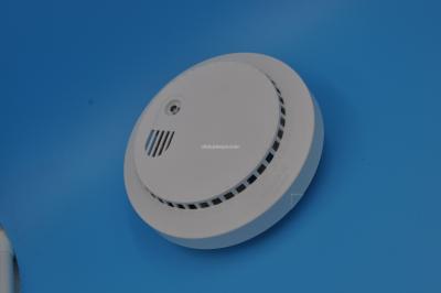 DSC-0083 smoke alarm fire alarm smoke detector.