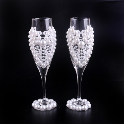 Western lace water drill, high - grade champagne glass wedding dress.