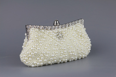 The Korean style is beautiful and simple pearl hand carry bag bridal fashion bag.