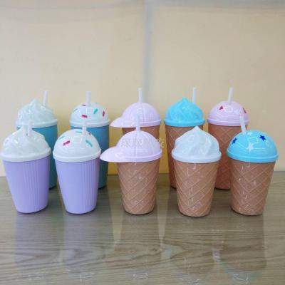 Plastic children's cup handle cup water cup drink cup smile cup 862.