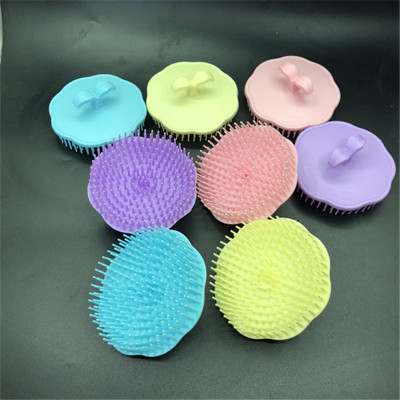 Handle shampoo comb massage shampoo hair salon special.