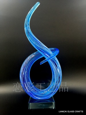 Glass handicraft crystal abstract alien craft creative gift home decoration office furnishing a gift.