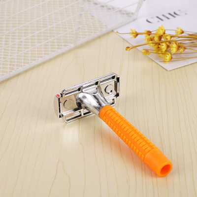 Retail stores supply manual shaver plastic razor blade for the skin knife for home cleaning.