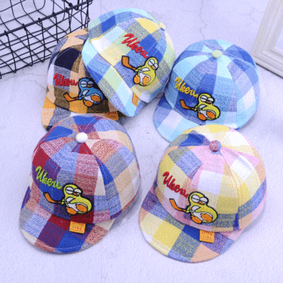 Spring and summer Korean version of children's baseball cap cartoon chicken embroidery color boys and girls soft eaves and flat caps 1-3 years old