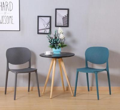 Factory Direct Sales Patent Plastic Backrest Chair Environmentally Friendly Pp Plastic Modern Extra Thick and Durable Dining Tables and Chairs Wholesale Currently Available