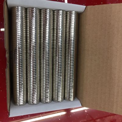 Manufacturer direct selling magnetic steel 15*2mm magnet neodymium ferroboron magnet plated nickel galvanized magnet.