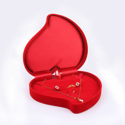 Necklace pendant gift box big red luxury flannelette box jewelry box gift box