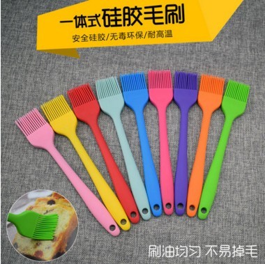 All-in-one handle silicone brush with high temperature resistance barbecue brush cream brush