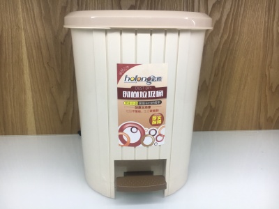 Pedal plastic trash can with cover loop around the trash can area simple trash can sitting room, kitchen, toilet