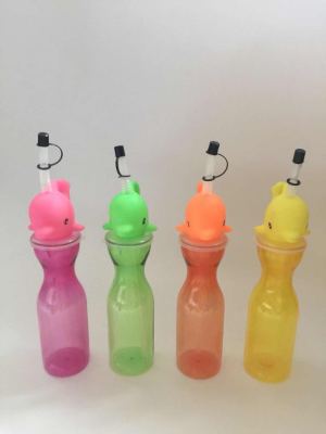 Creative plastic straw cup kiwi fruit juice beverage bottle