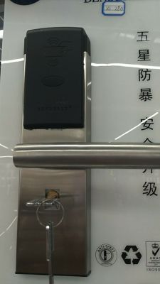 Hotel lock smart lock swipe card lock Hotel swipe card lock electronic lock IC card lock