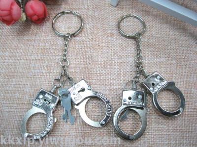 Handcuffs keychain pendant mini simulation handcuffs pendant factory multifunctional toy handcuffs on sale