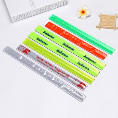 Factory Direct Sales Wholesale Color PVC Magic Slap Bracelet Children CCTV Gift PVC Reflective Pop Bracelets Hands