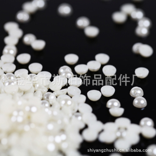 Yiwu Supplies a Large Number of 14mm Paint Half-Sided Double-Hole Imitation Pearl Scattered Beads Factory Direct Sales Spot Supply