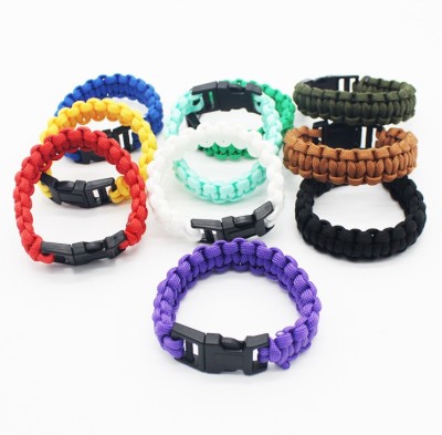 Outdoor supplies two - wire woven survival bracelet army fan plastic clasp bracelet