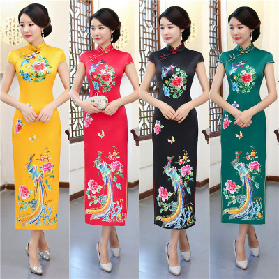 Lady's dress: the new group flower color phoenix runway stand collar short elegant style long-sleeved qipao 