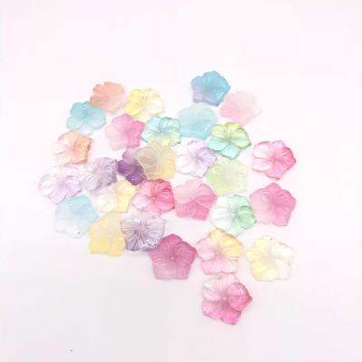 Hot five-petal resin flat color illusion color gradient with hole interview DIY accessories
