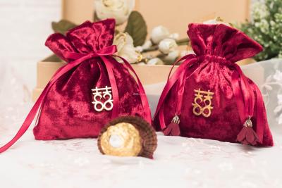 European-style sugar box creative wedding gift bag Chinese style drawstring wine red velvet cloth bag