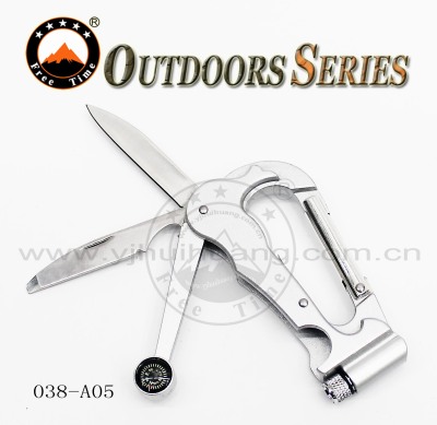Outdoor safety and anti-falling clasp sports equipment mountain camping supplies climber hook compass clasp