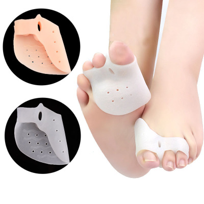 The metacarpophalangeal toe splitter is used day and night to separate the cocoon shell from the overlapping toe