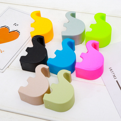 Elephant mobile phone stand small elephant stand mini multicolor mobile phone stand lazy mobile phone stand taobao gift 