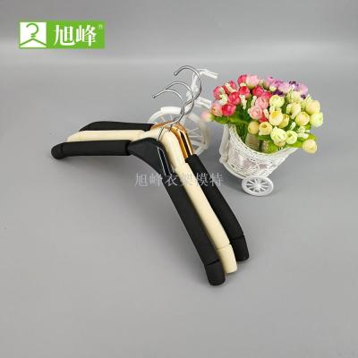 Xufeng factory direct - sale sponge skidproof clothes rack