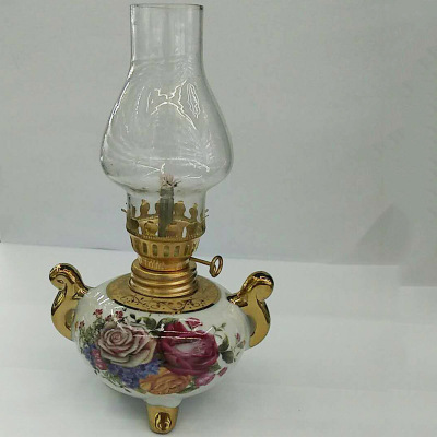 Retro crystal lamp glass kerosene lamp handicraft ceramic lamp an old-fashioned kerosene glass lamp an alcohol lamp