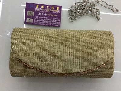 High - end decorative banquet bags alloy bars to their bags fashion women 's bags hand - carry the small bags