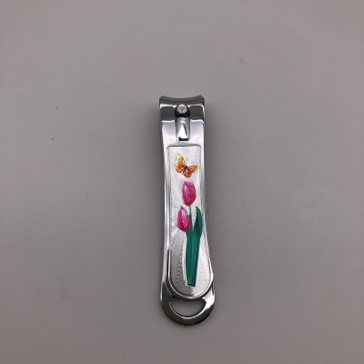 A flying nail clippers with grinding and grinding