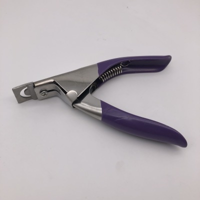 Manicure tool: a u-shaped scissors nail pieces