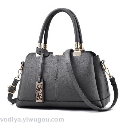 Autumn and winter fashion style stereotypes female bag European and American hand bill of lading shoulder bag a hair